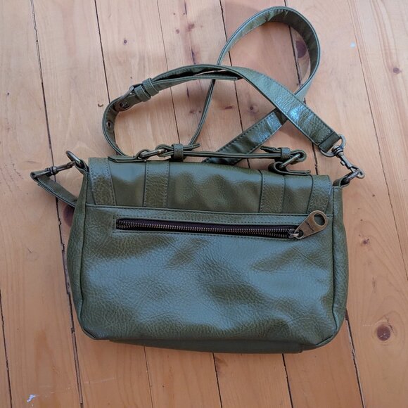 Matt & Nat Green Purse - Picture 3 of 8